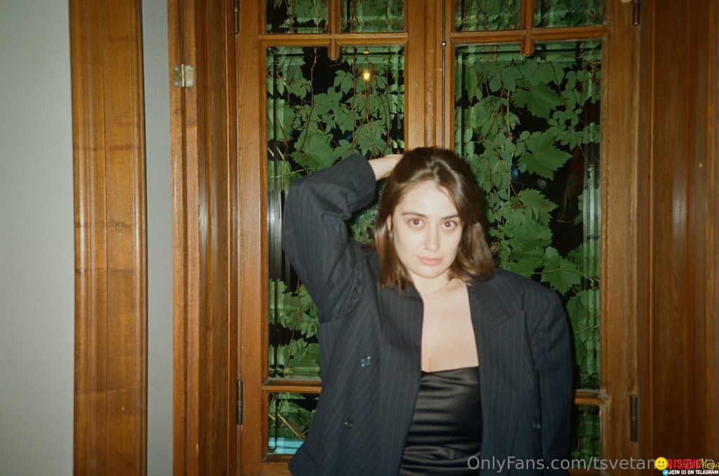 Tsvetana Nana - Image 146