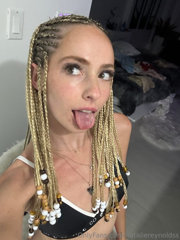 Natalie Reynolds - Image 309