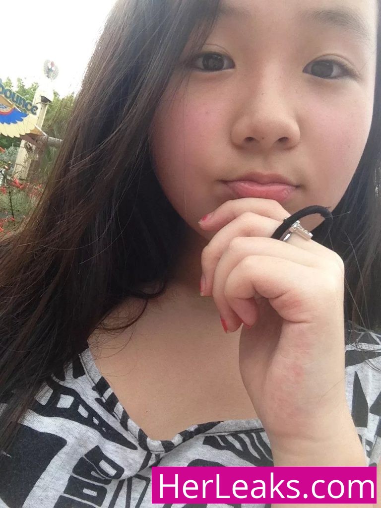 Selena Tran - Image 323