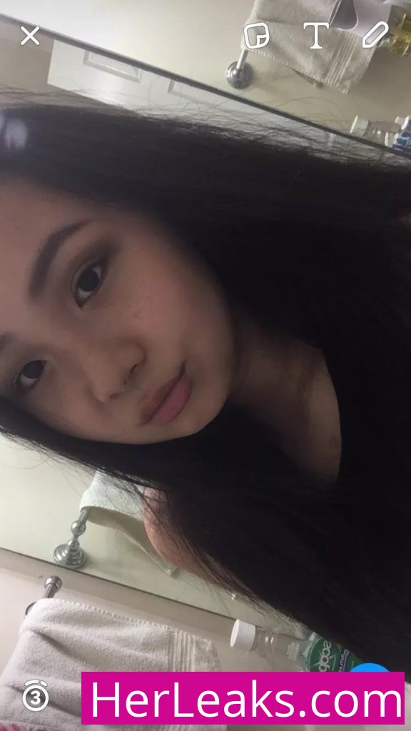 Selena Tran - Image 324
