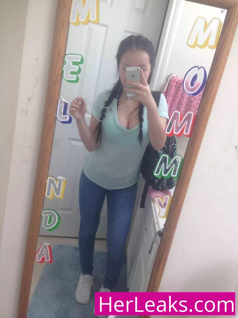 Selena Tran - Image 353