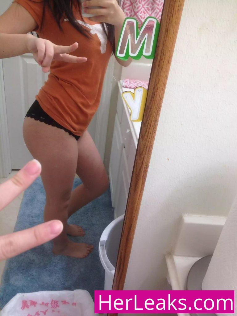 Selena Tran - Image 425