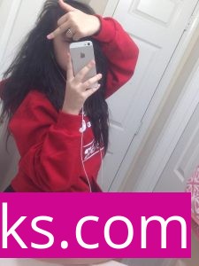 Selena Tran - Image 129