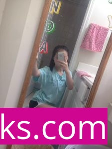 Selena Tran - Image 134