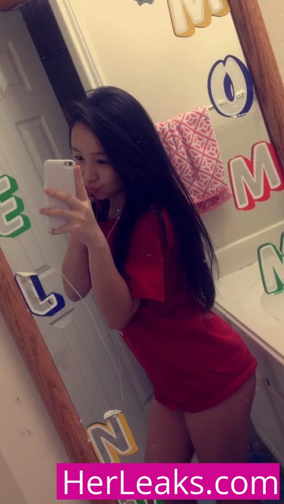 Selena Tran - Image 484