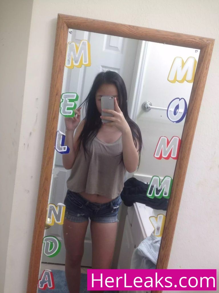 Selena Tran - Image 496