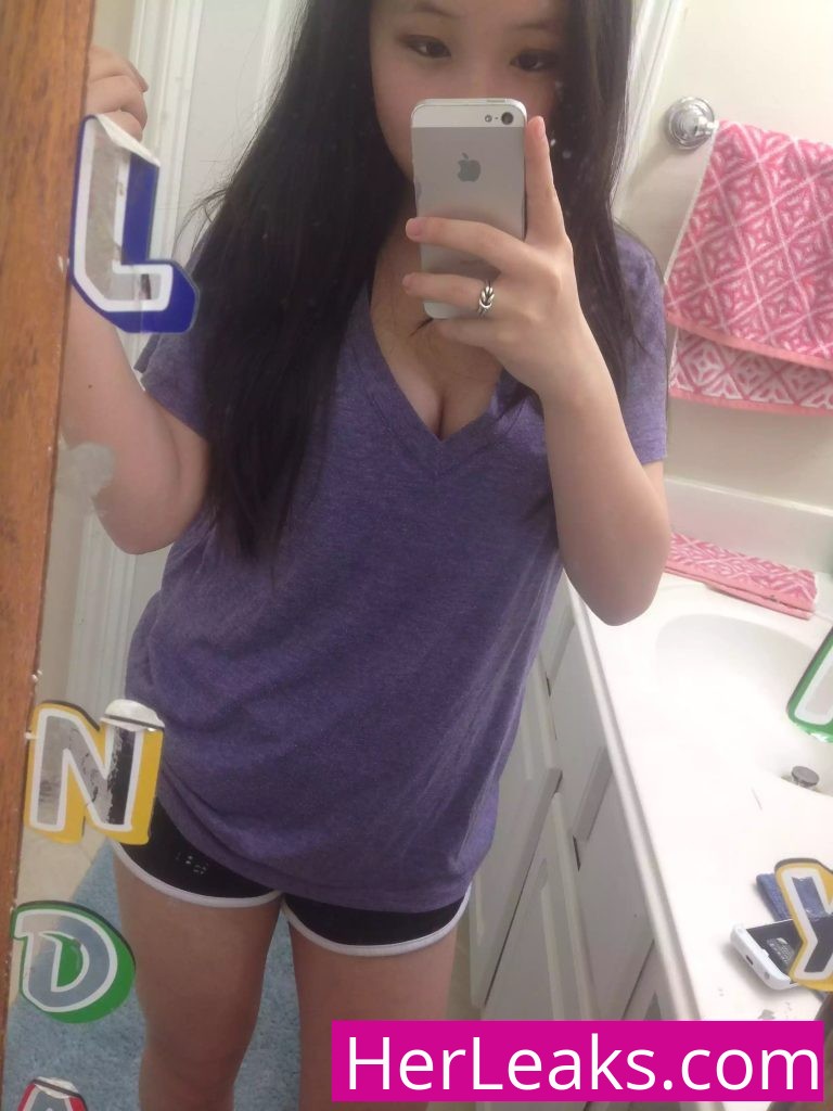 Selena Tran - Image 504