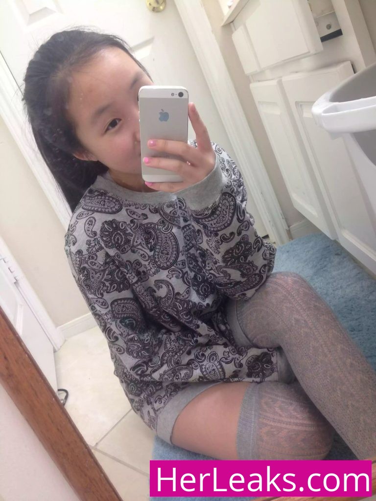 Selena Tran - Image 522