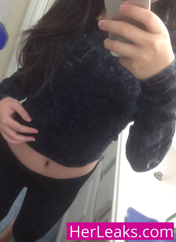 Selena Tran - Image 528