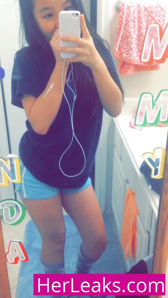 Selena Tran - Image 572
