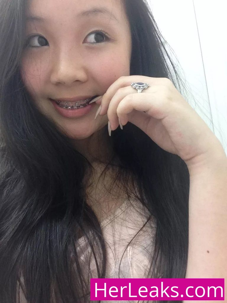 Selena Tran - Image 577