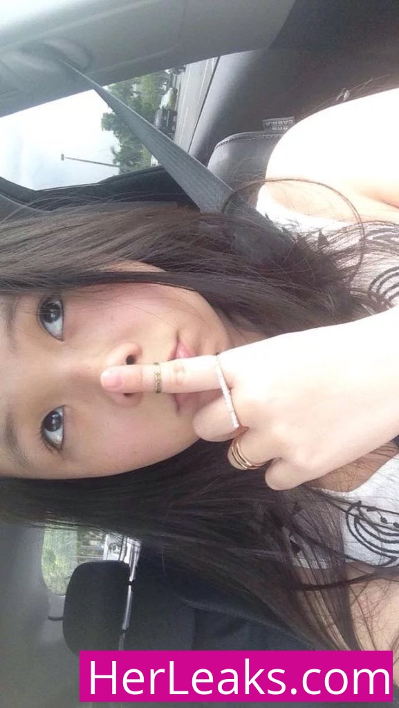 Selena Tran - Image 583