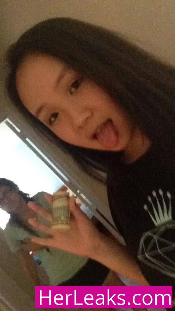 Selena Tran - Image 593