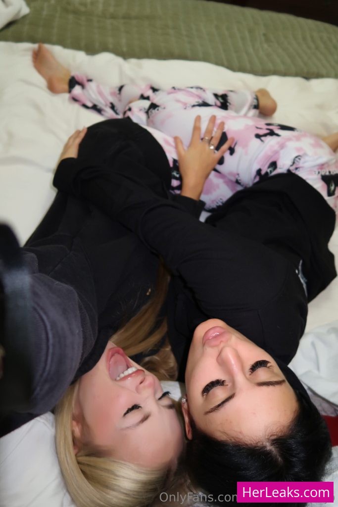 LeakedBB Com Uploaded By Le Boom 143