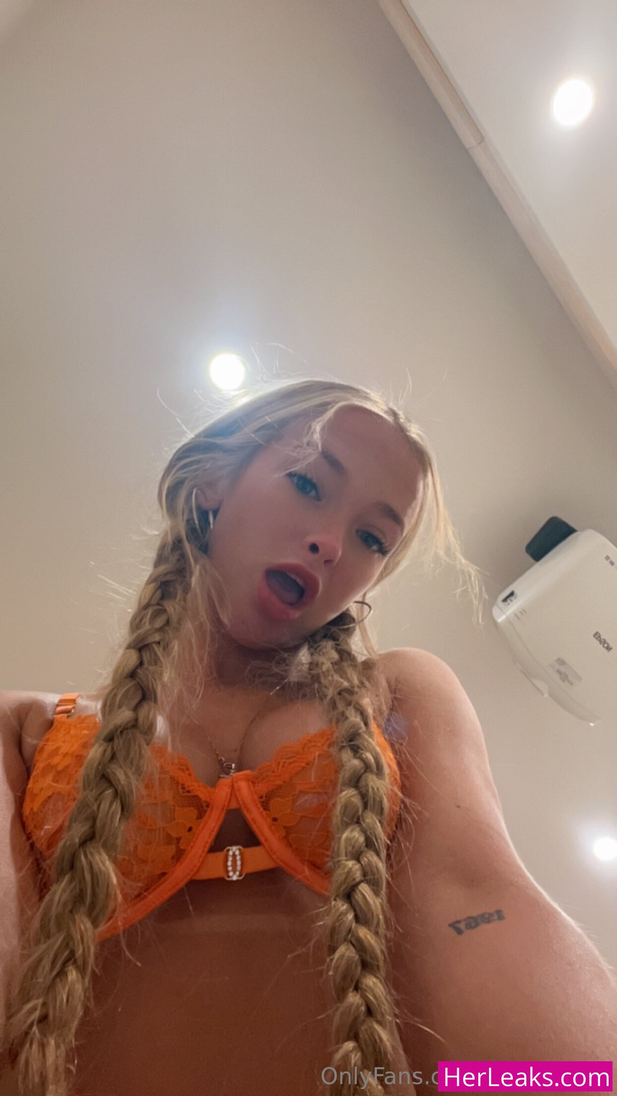 LeakedBB Com Uploaded By Le Boom 184