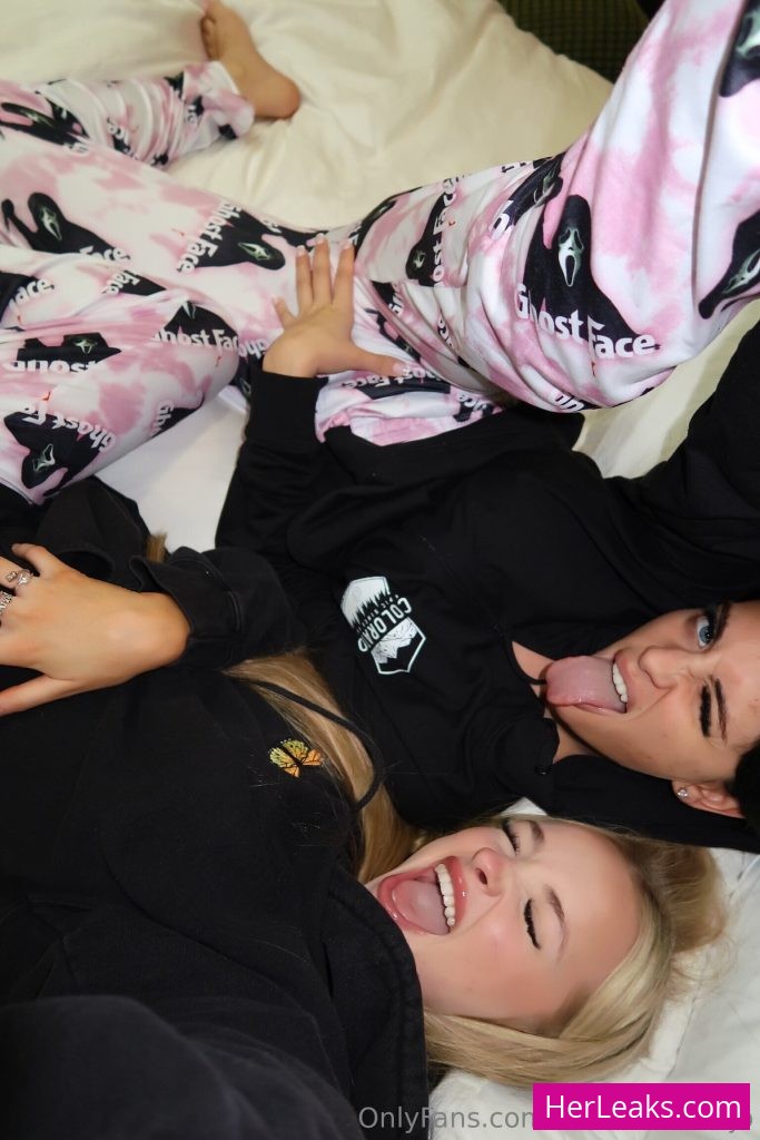 LeakedBB Com Uploaded By Le Boom 80