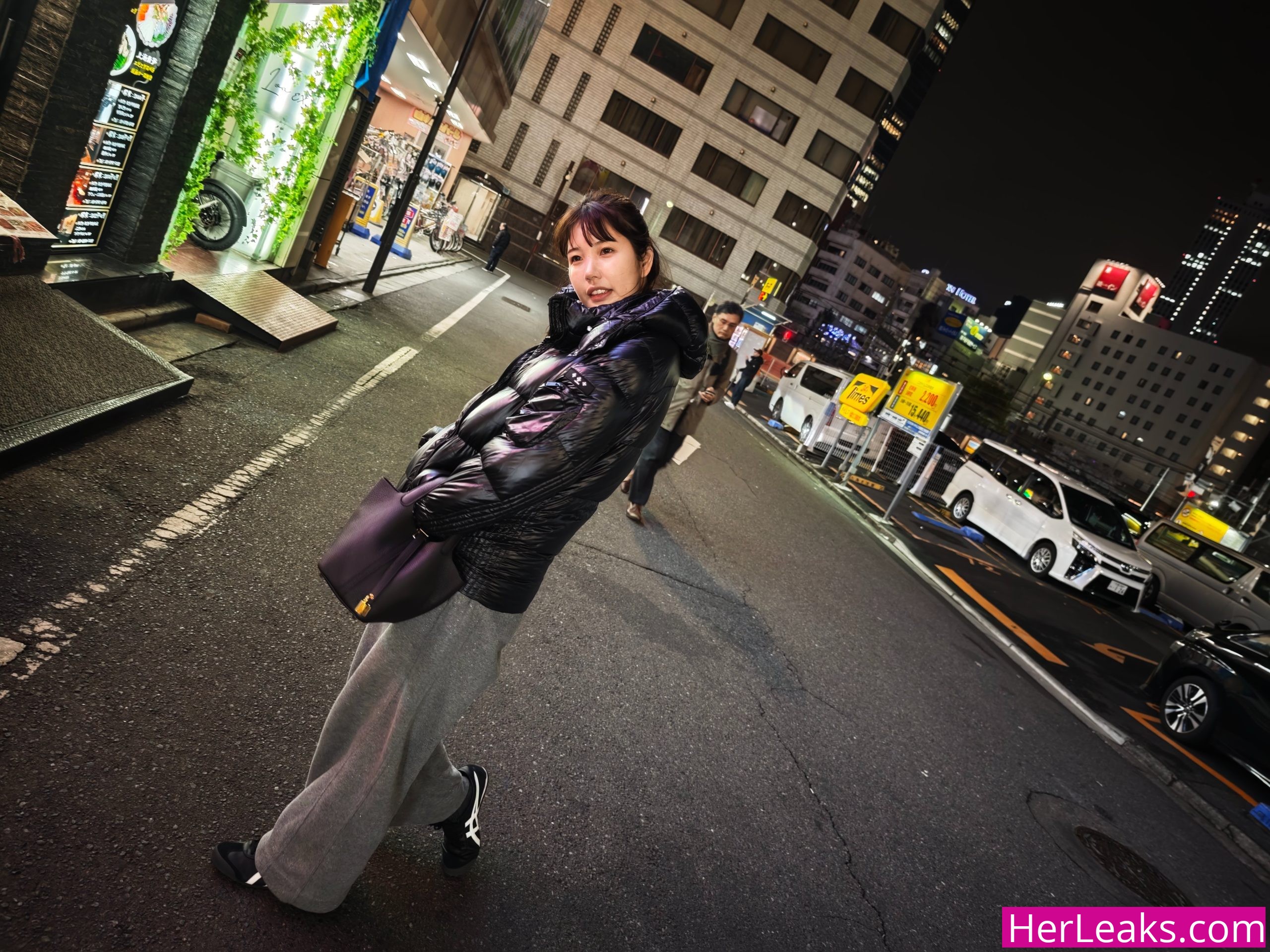 SIMPStash Com 431585 Scaled