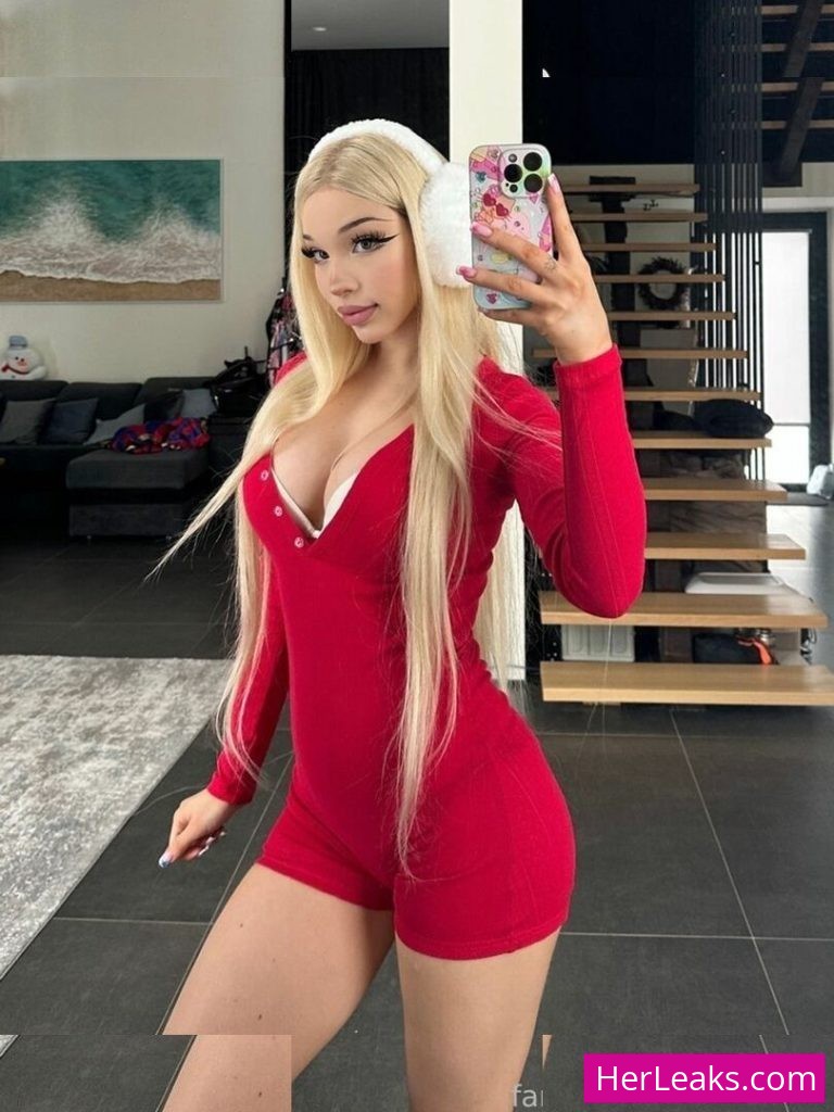 Alice Delish - Image 380