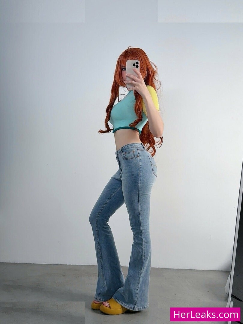 Alina Becker - Image 334