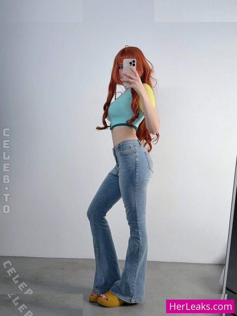 Alina Becker - Image 332