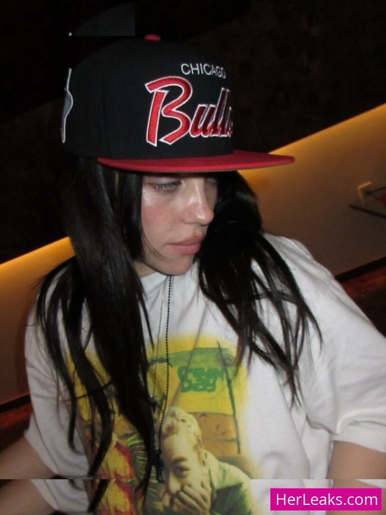 Billie Eilish - Image 38