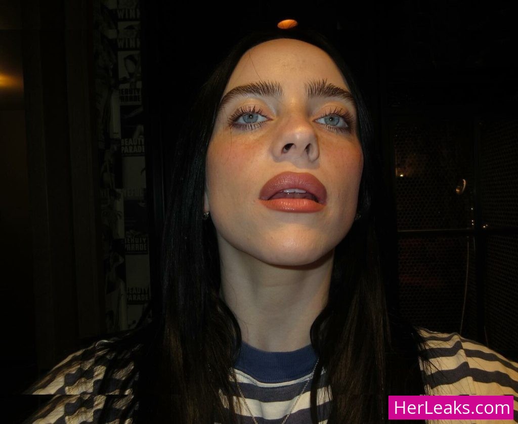 Billie Eilish - Image 339