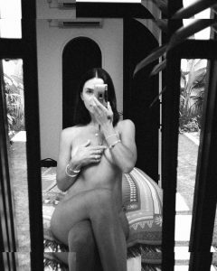 Elayna Carausu - Image 186