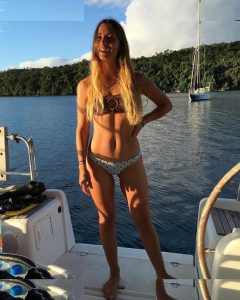 Elayna Carausu - Image 116