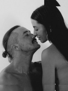 Elayna Carausu - Image 106