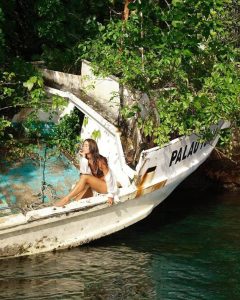 Elayna Carausu - Image 99