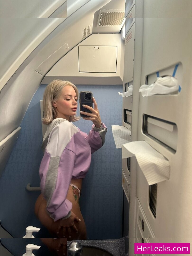 Elsa Jean - Image 377