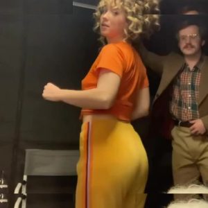 Emilia Clarke - Image 382