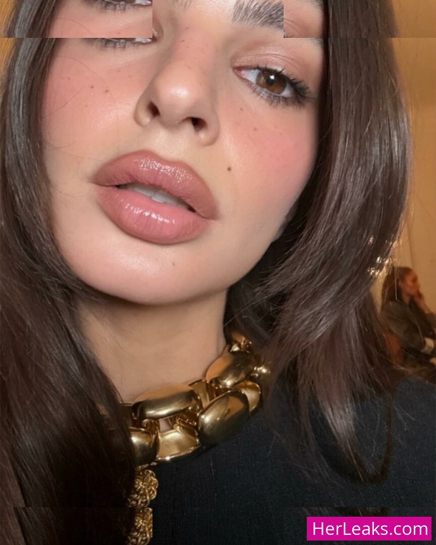 Emily Ratajkowski - Image 141