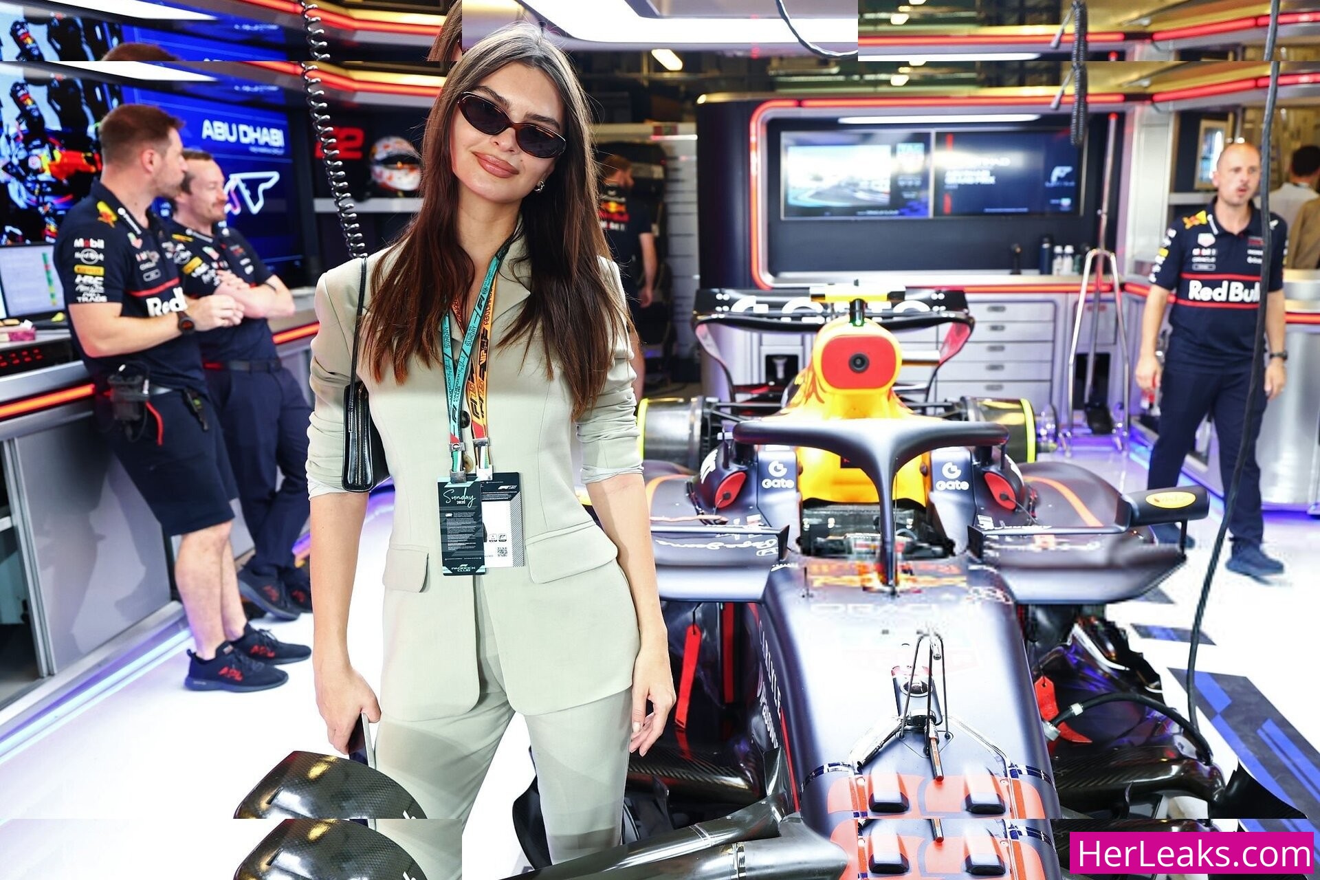 Emily Ratajkowski - Image 95