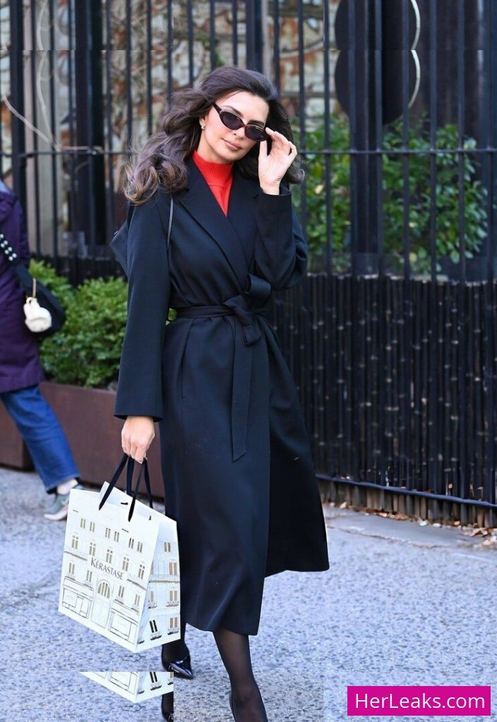 Emily Ratajkowski - Image 26