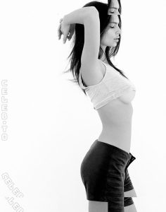 Emily Ratajkowski - Image 454