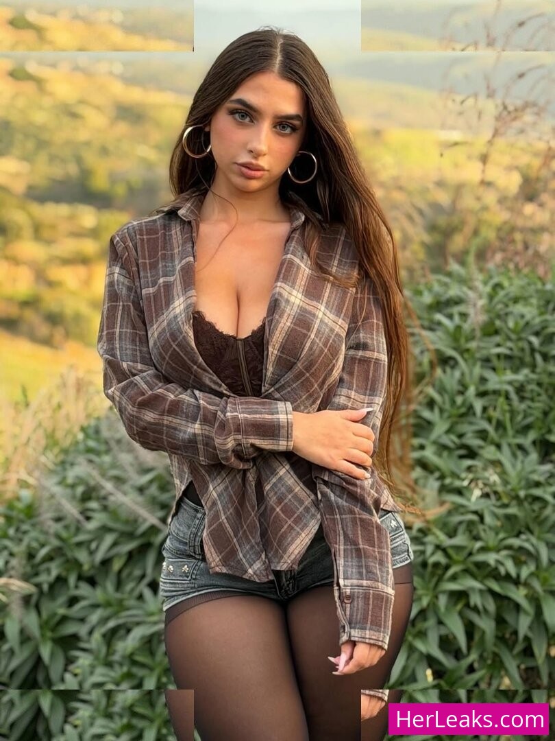 Eva Savagiou - Image 300