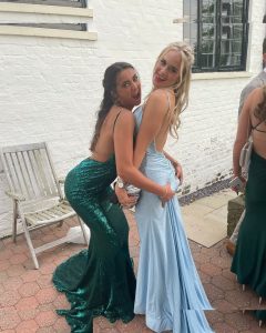 Gabriella Davies - Image 500