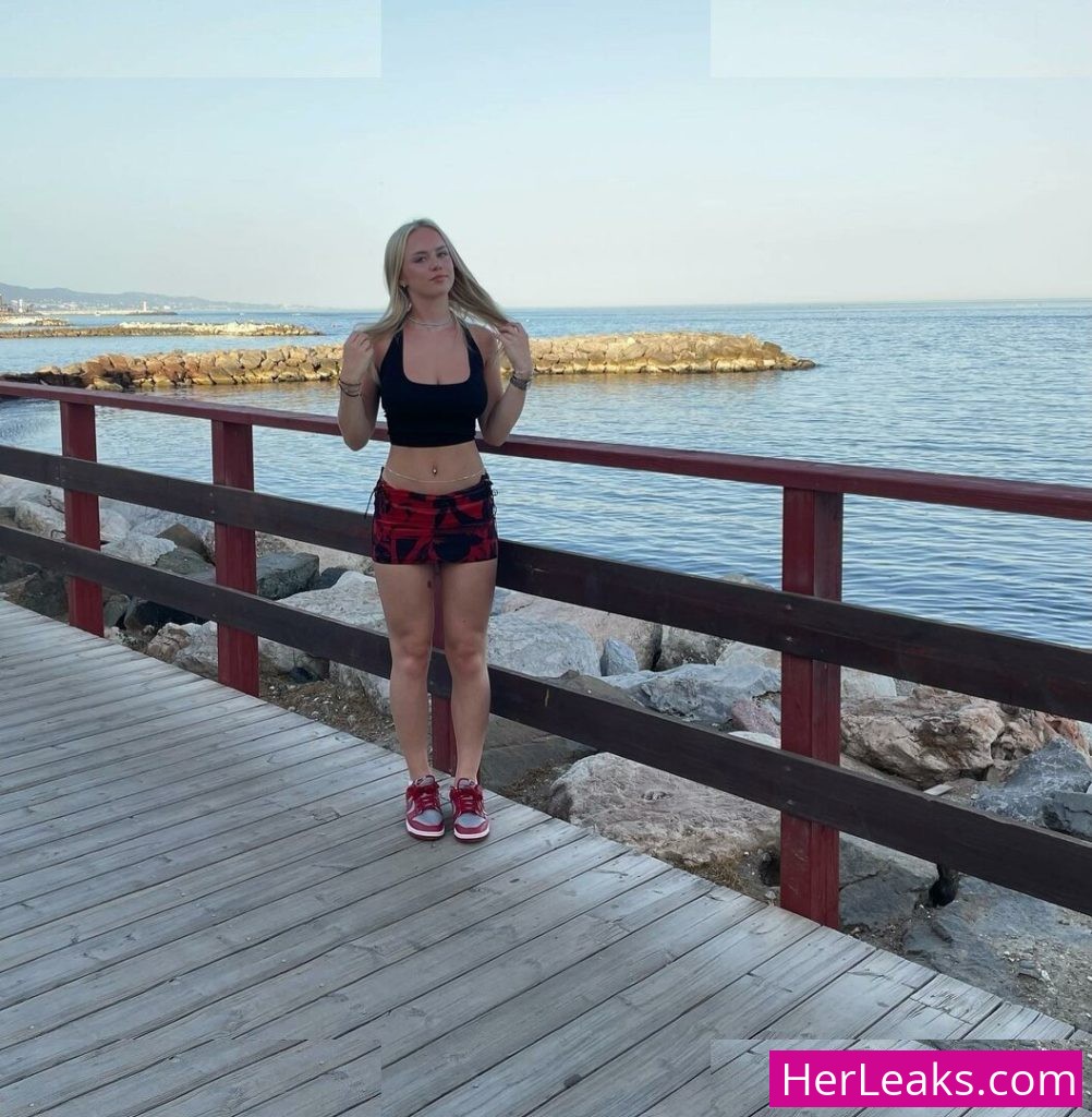 Gabriella Davies - Image 198