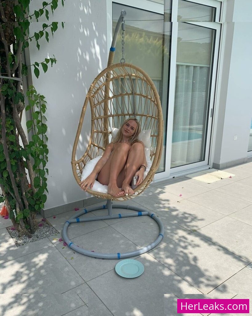 Gabriella Davies - Image 188