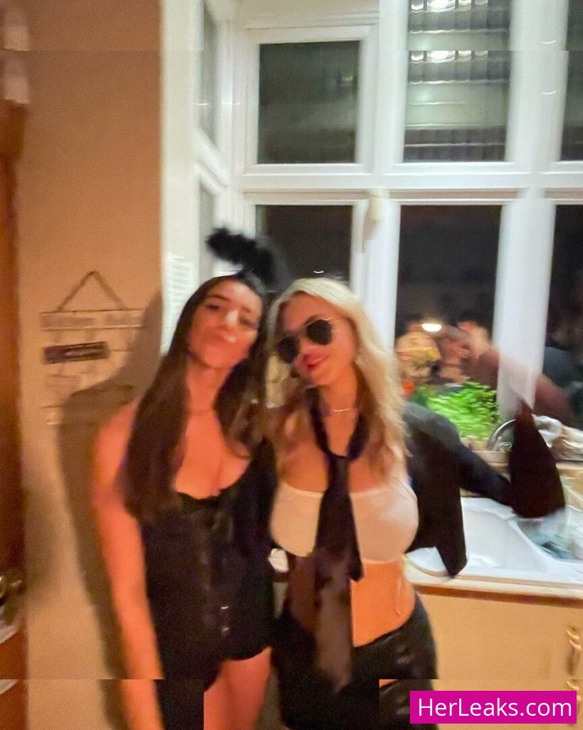 Gabriella Davies - Image 170