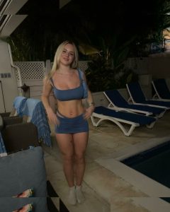 Gabriella Davies - Image 444