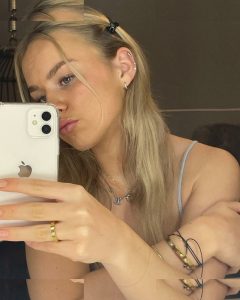 Gabriella Davies - Image 438