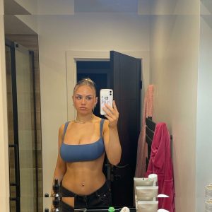 Gabriella Davies - Image 429