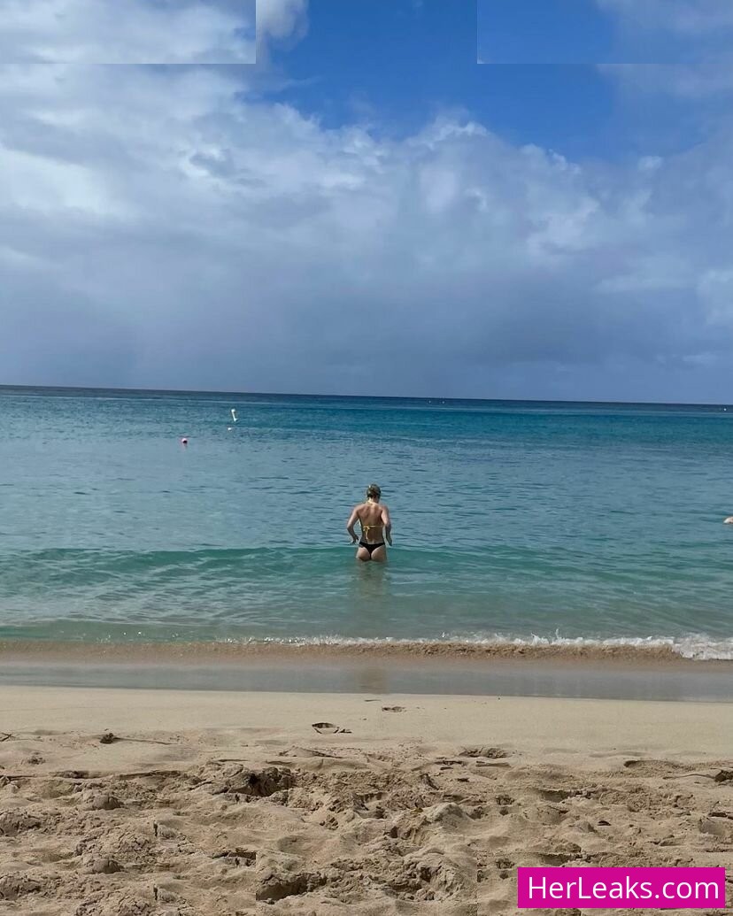 Gabriella Davies - Image 133