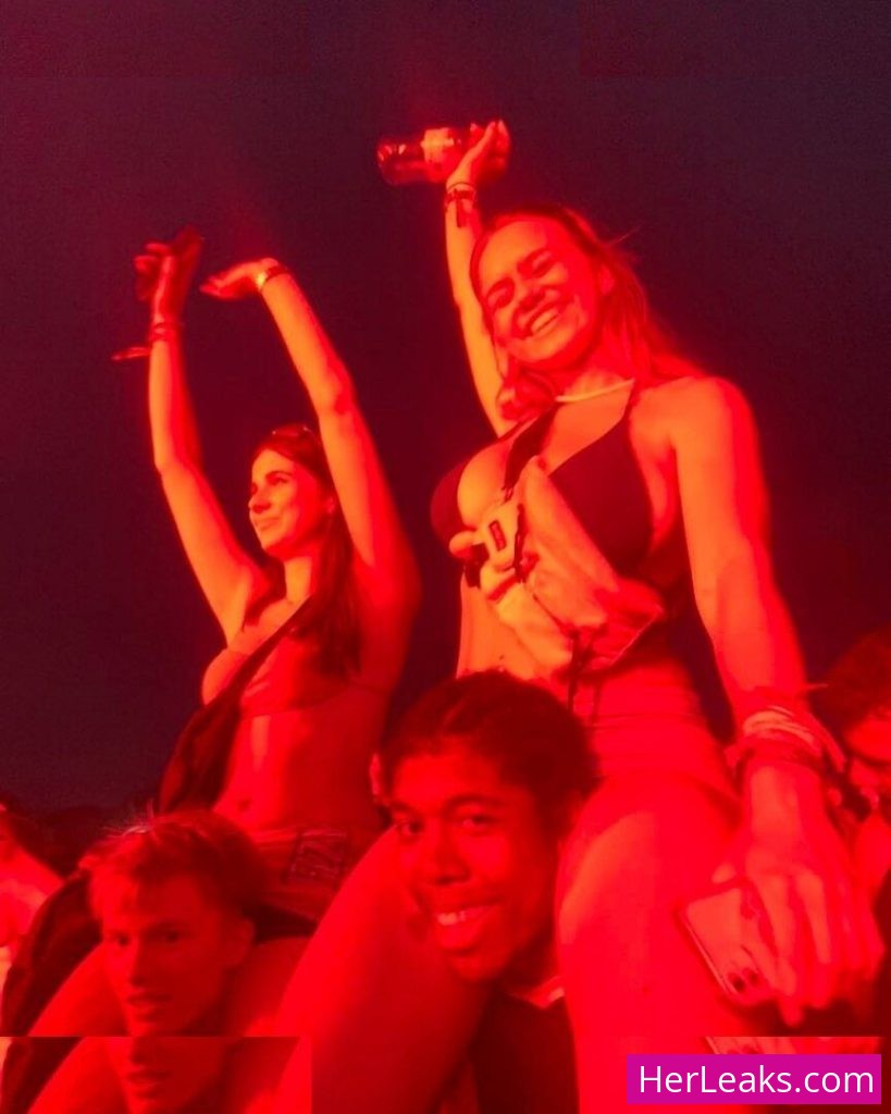 Gabriella Davies - Image 123