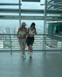 Gabriella Davies - Image 402