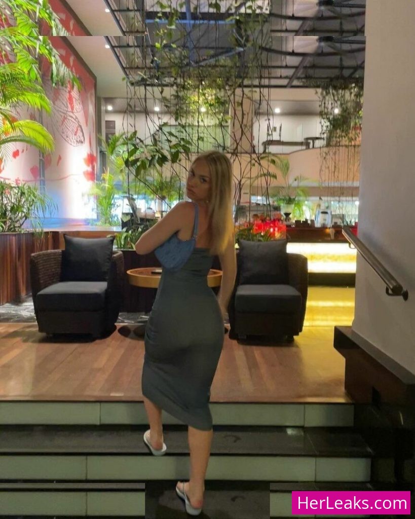 Gabriella Davies - Image 112