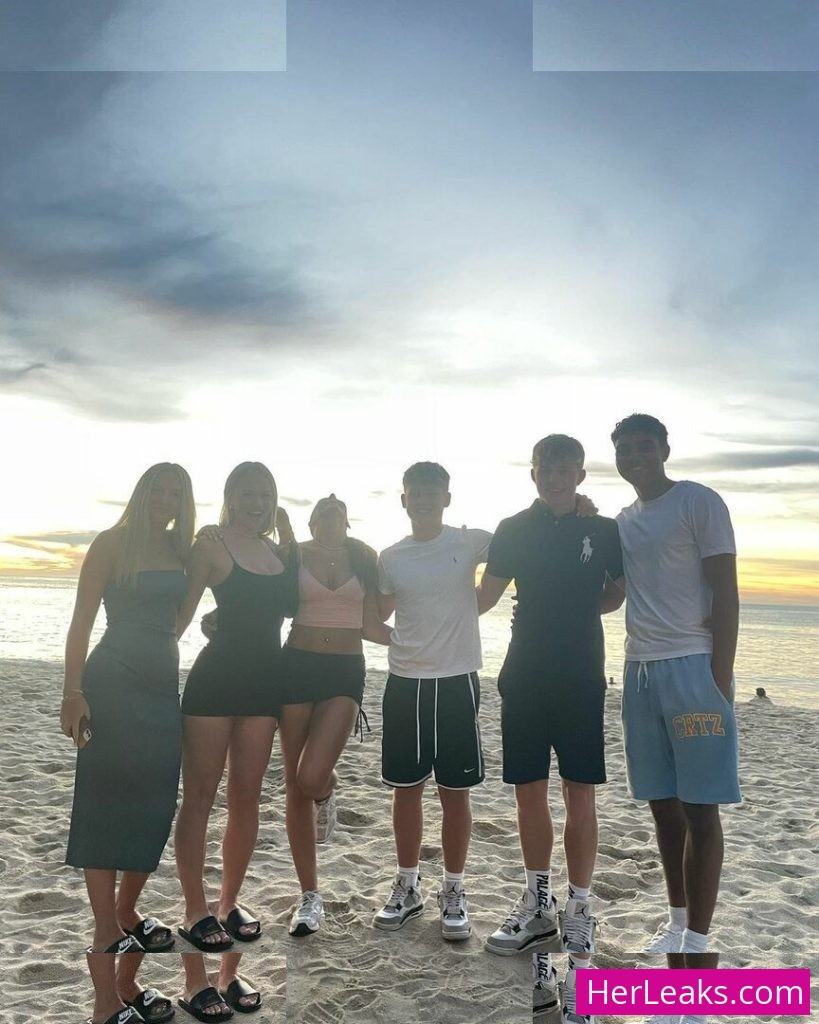 Gabriella Davies - Image 109