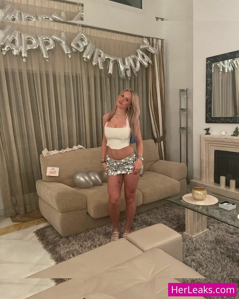 Gabriella Davies - Image 98